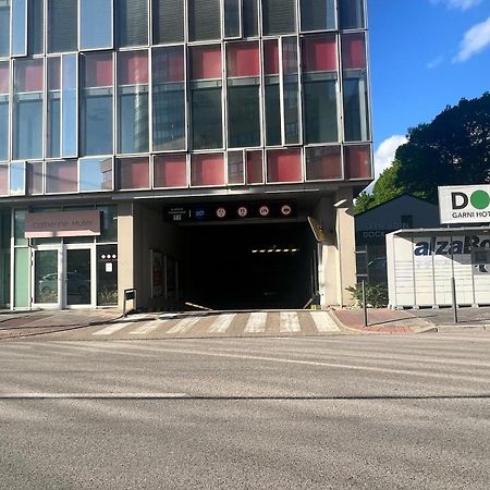Garni Hotel Dock 브라티슬라바 외부 사진
